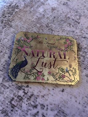 Rare Natural Lust palette